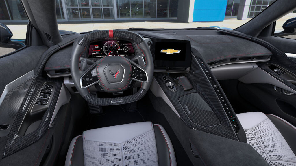 23_Corvette_INT_A001_Crop